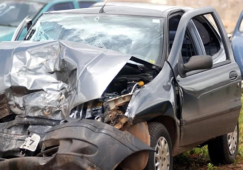 Carro já foi batido